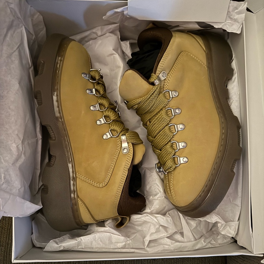 🔥NIB Burberry Trek Manilla Hike Boots Size 41 Mens 8  Women’s 9.5🔥Gorgeous🔥